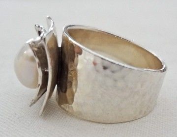Silpada Size 7 Hammered Sterling Silver Square Pearl Ring R0898 Gift 