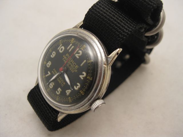 1942 WWII PIERCE PARASHOCK BLACK + GOLD 24 HR DIAL SWEEP SECONDS 